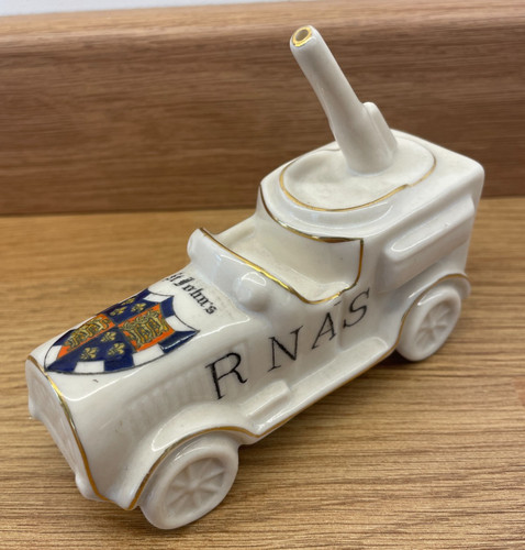 Crested china ww1 tank - crested,
