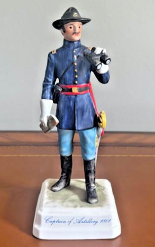 Goebel figure captain - figure,,
