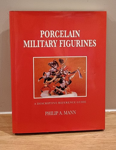 Porcelain military figurines - military,