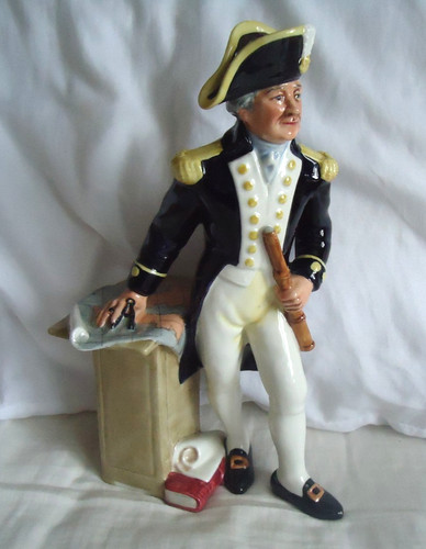 Royal doulton 24cm figure - 24cm,