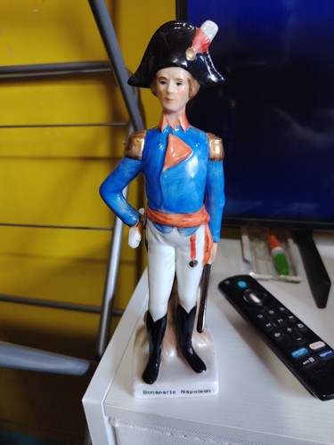 Figurine napoleon bonaparte - of,