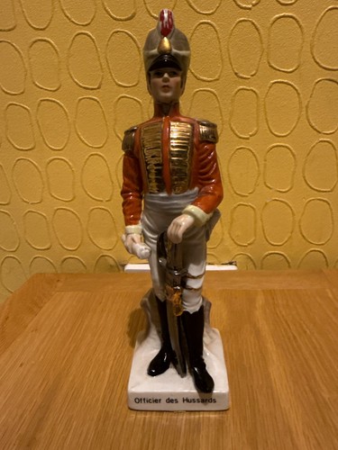 Vintage porcelain military - vintage,