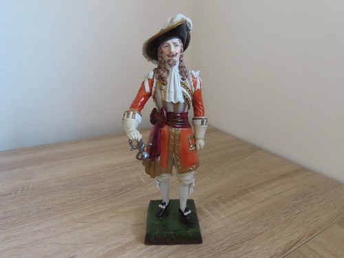 Sitzendorf porcelain figure - sitzendorf,