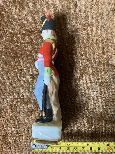Vintage soldier figure - soldier, line